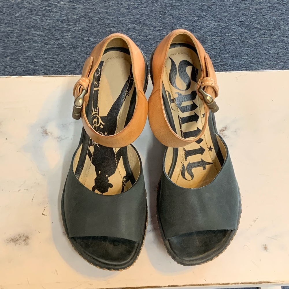 Navy and Brown wedge